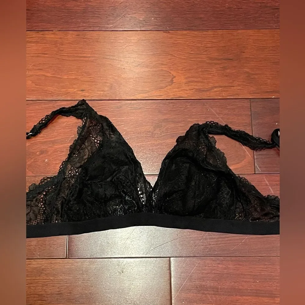 Black lace bralette